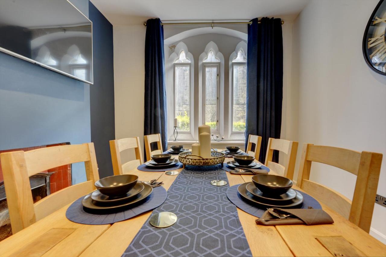 The Old Vicarage - Secure Parking, Fast Wifi, Garden Villa Leeds  Kültér fotó