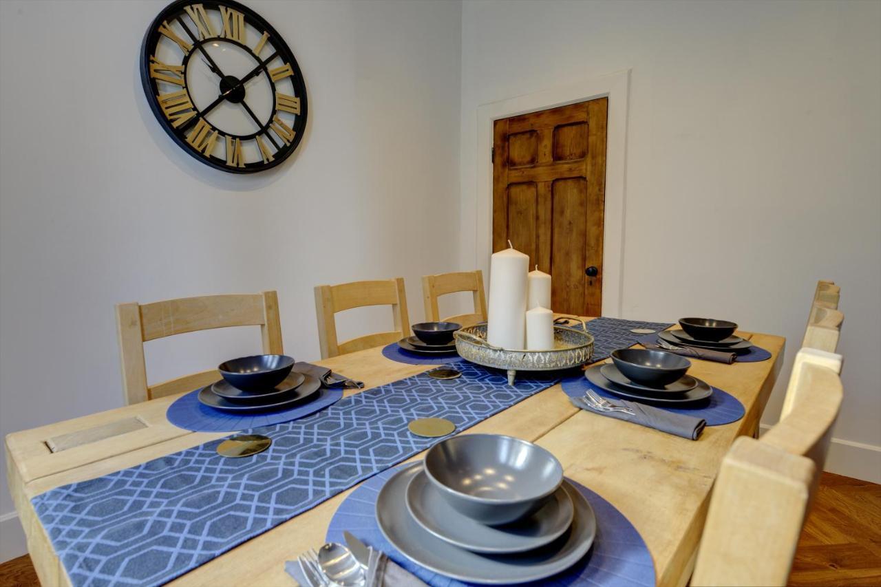 The Old Vicarage - Secure Parking, Fast Wifi, Garden Villa Leeds  Kültér fotó
